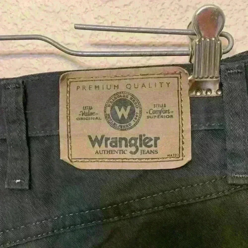 Wrangler black relaxed fit mens shorts sz 36 western blue collar casual work - Picture 6 of 10